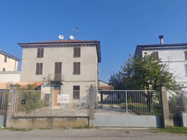 casa indipendente in vendita a Vescovato