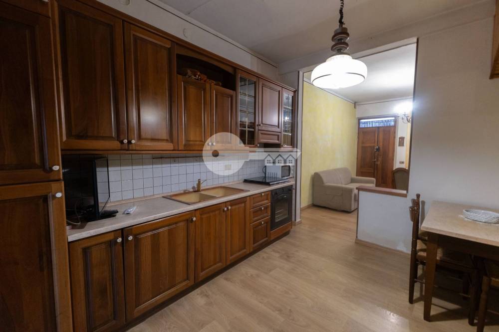 casa indipendente in vendita a Volongo