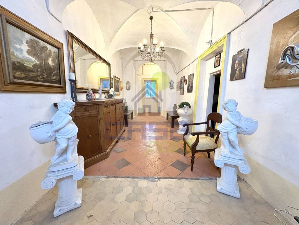 casa indipendente in vendita a Volongo