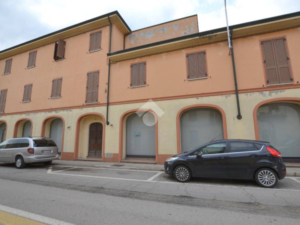 appartamento in vendita a Piadena Drizzona in zona Piadena