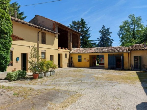 casa indipendente in vendita a Piadena Drizzona in zona Piadena