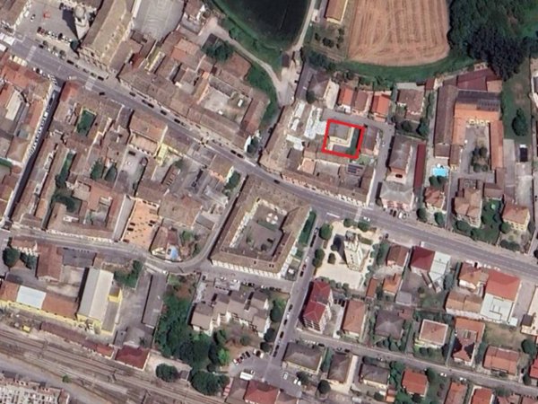 casa indipendente in vendita a Piadena Drizzona in zona Piadena