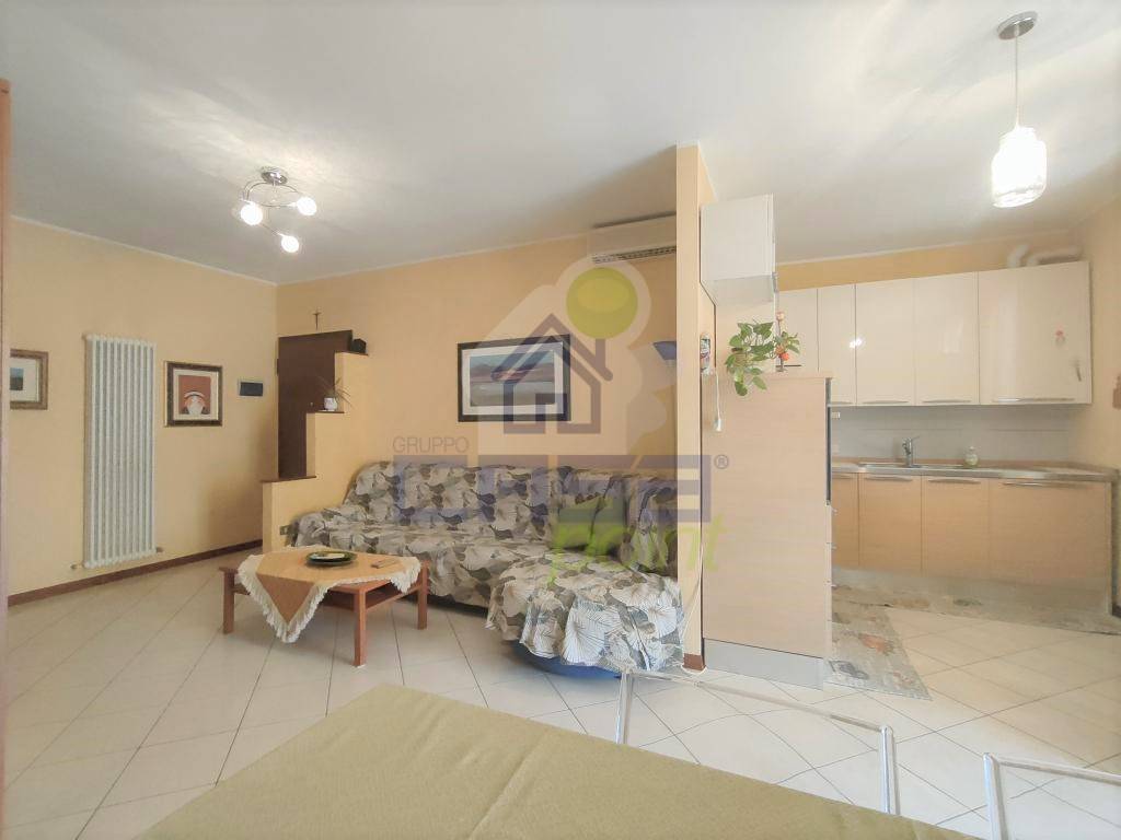 appartamento in vendita a Piadena Drizzona