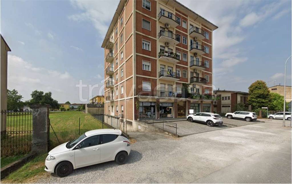 appartamento in vendita a Piadena Drizzona