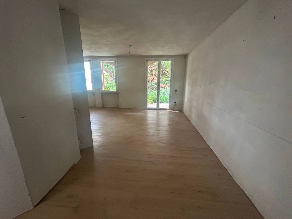 casa indipendente in vendita a Piadena Drizzona in zona Piadena