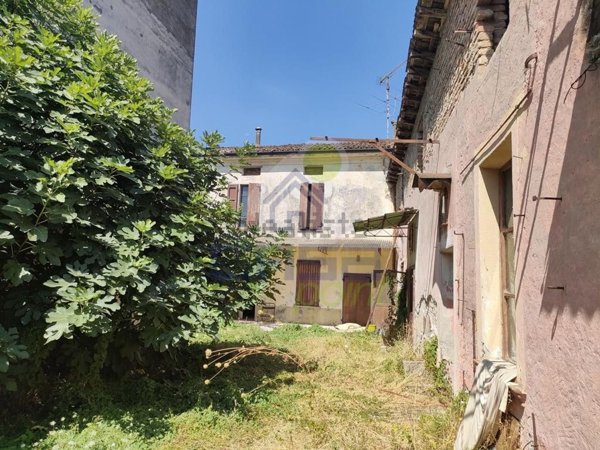 casa indipendente in vendita a Piadena Drizzona