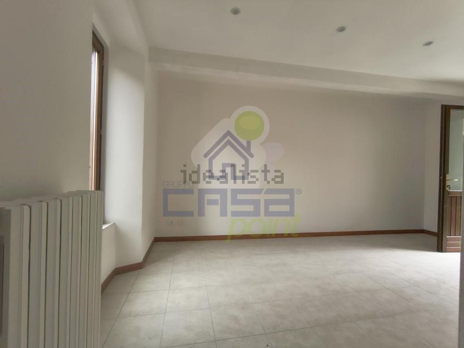 appartamento in vendita a Piadena Drizzona in zona Piadena