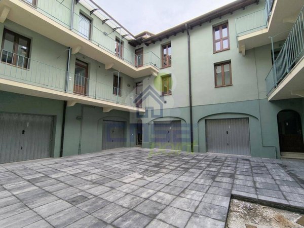 appartamento in vendita a Piadena Drizzona in zona Piadena