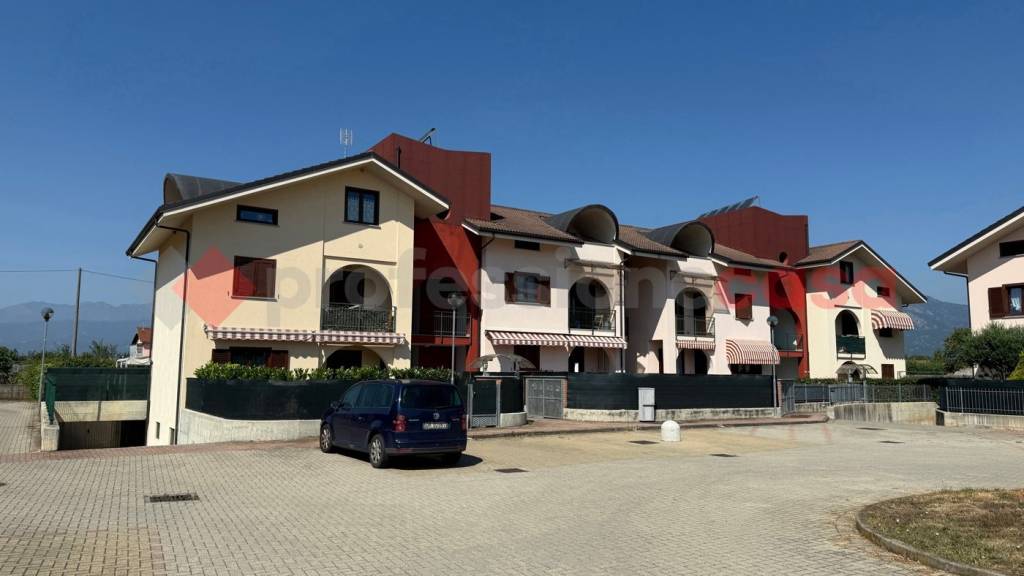 appartamento in vendita a Piscina