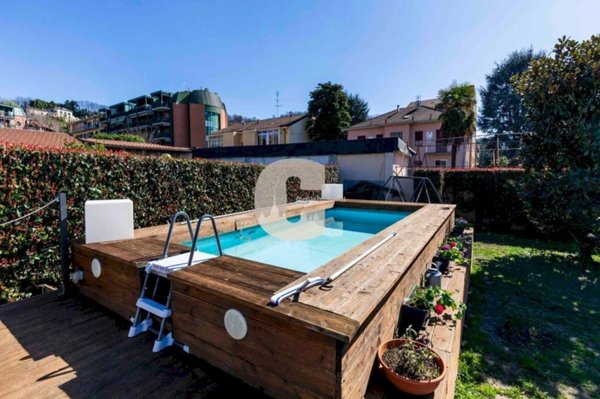 casa indipendente in vendita a Piscina