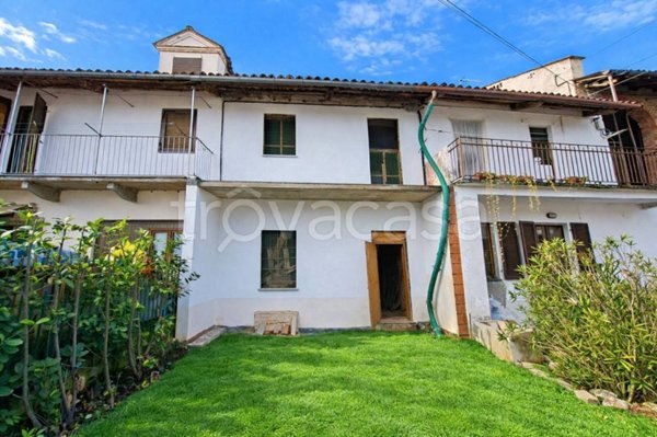 casa indipendente in vendita a Piscina