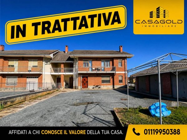 casa indipendente in vendita a Piscina