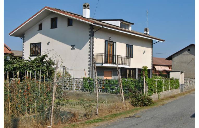 casa indipendente in vendita a Piscina