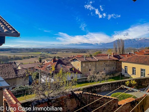 casa indipendente in vendita a Piverone