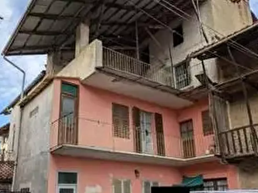 casa indipendente in vendita a Piverone