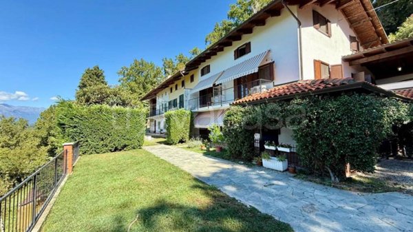 casa indipendente in vendita a Piverone