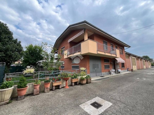 casa indipendente in vendita a Poirino