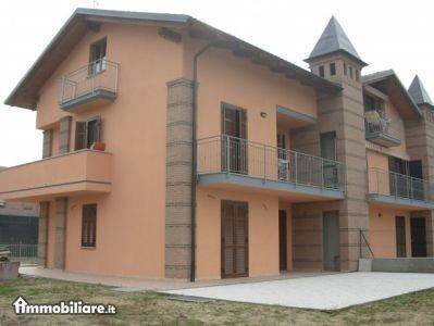 casa indipendente in vendita a Poirino in zona Marocchi