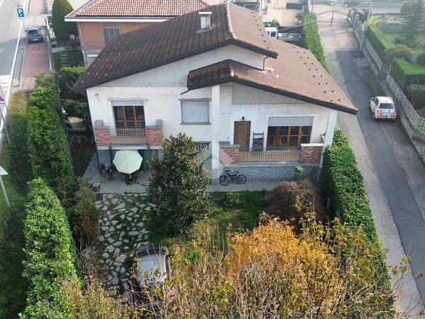 casa indipendente in vendita a Poirino