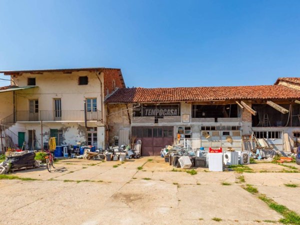 casale in vendita a Poirino