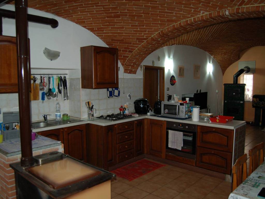 casa indipendente in vendita a Poirino