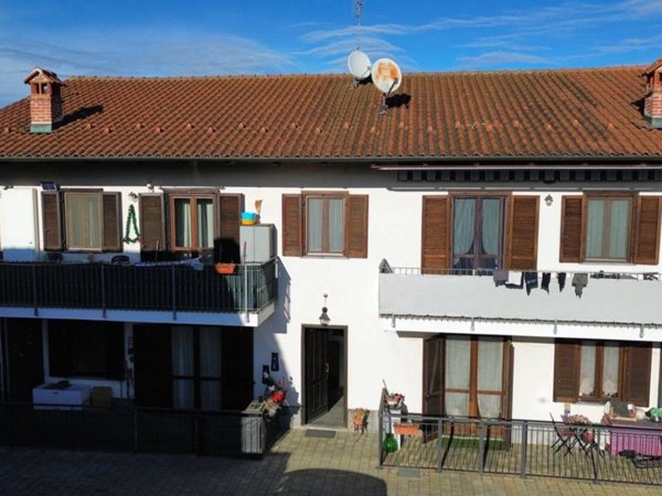 appartamento in vendita a Poirino in zona Marocchi
