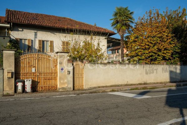 casa indipendente in vendita a Poirino
