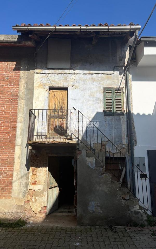 casa indipendente in vendita a Poirino
