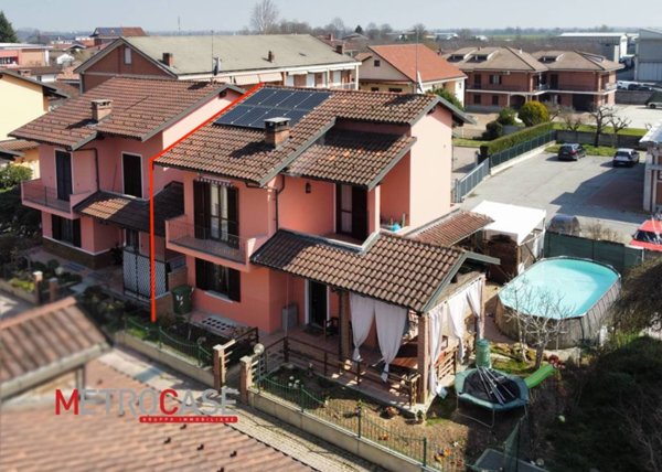 casa indipendente in vendita a Poirino