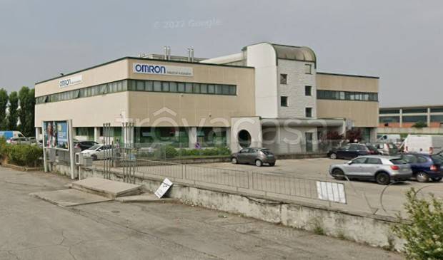 ufficio in vendita a Poirino