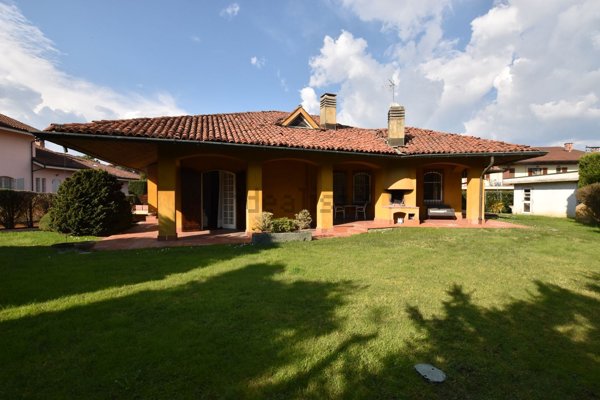 casa indipendente in vendita a Poirino