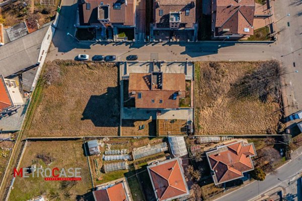 terreno edificabile in vendita a Poirino