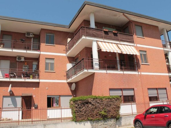 appartamento in vendita a Poirino in zona Marocchi