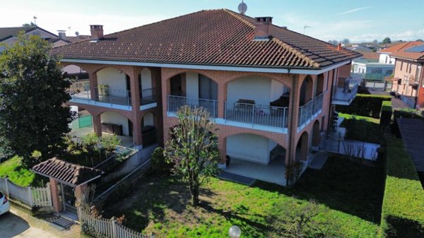 appartamento in vendita a Poirino in zona Ternavasso