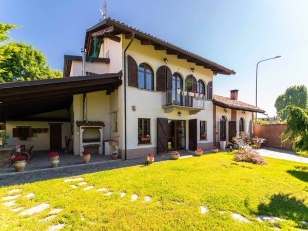 casa indipendente in vendita a Poirino in zona Marocchi