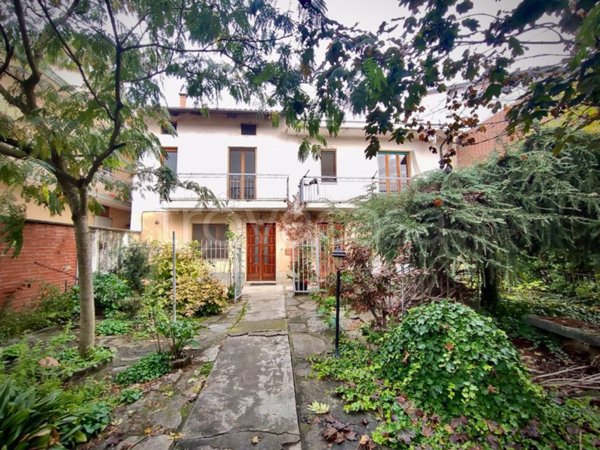 casa indipendente in vendita a Poirino