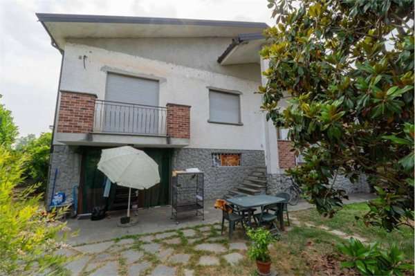 casa indipendente in vendita a Poirino