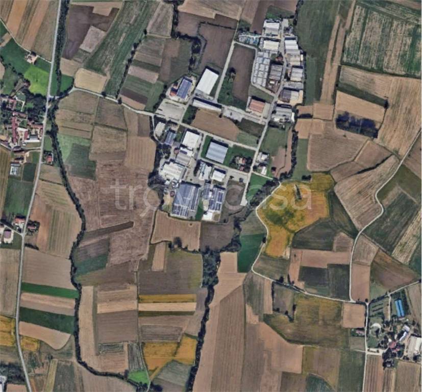 capannone in vendita a Poirino in zona Masio