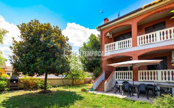 casa indipendente in vendita a Poirino