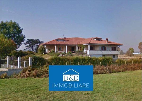 casa indipendente in vendita a Poirino