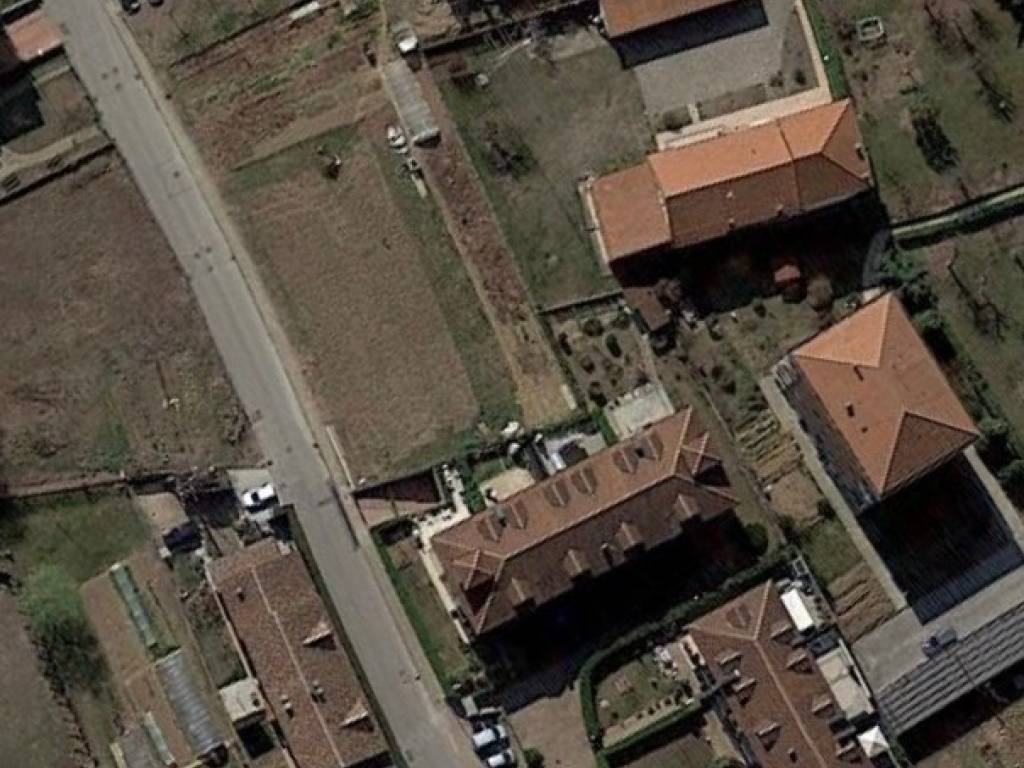 terreno edificabile in vendita a Poirino