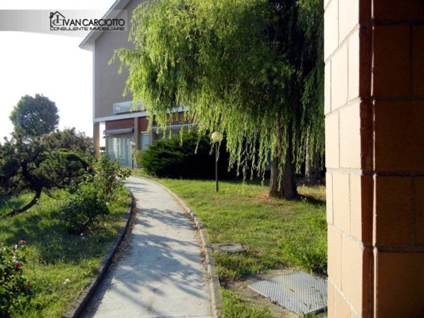 appartamento in vendita a Poirino in zona Marocchi