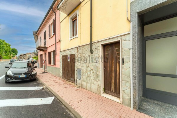 casa indipendente in vendita a Poirino