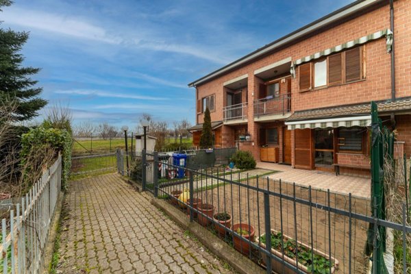 casa indipendente in vendita a Poirino