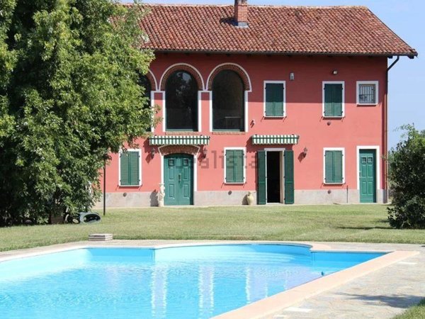 casa indipendente in vendita a Poirino