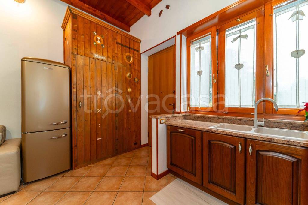 appartamento in vendita a Poirino in zona Marocchi