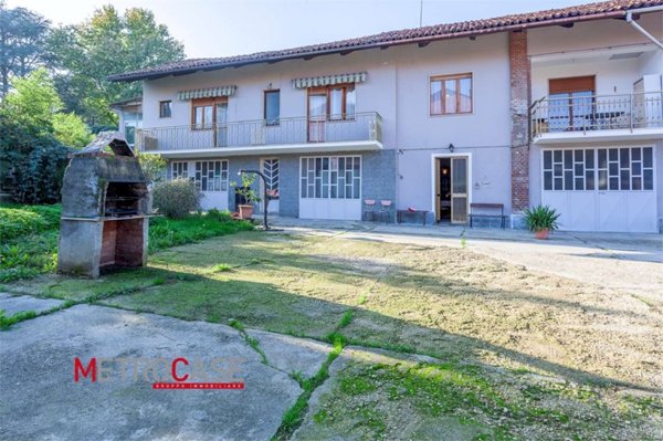casa indipendente in vendita a Poirino