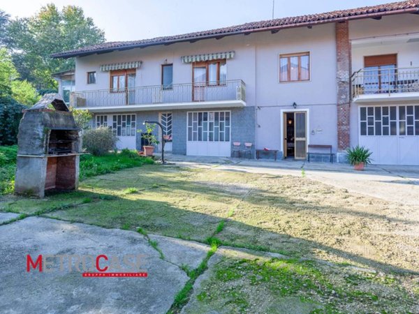 casa indipendente in vendita a Poirino