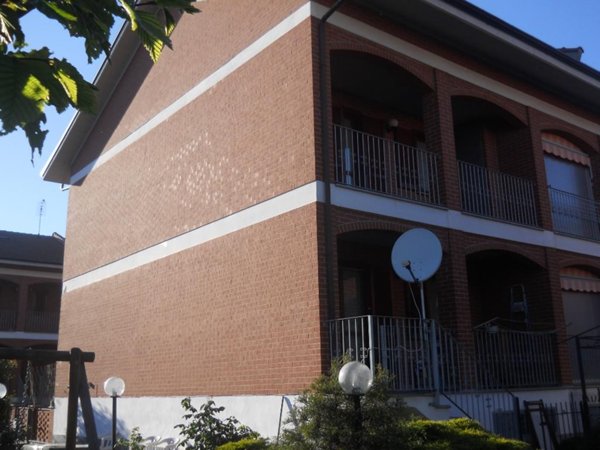 casa indipendente in vendita a Poirino