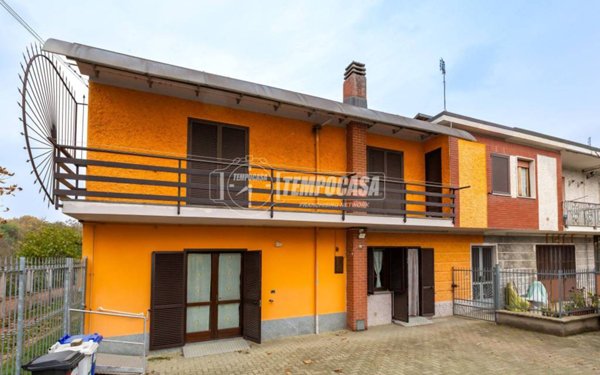 casa indipendente in vendita a Poirino